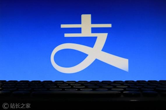 想问问大家觉得现在网上的交友软件找对象靠谱吗？还有就是想问问大家的对象都是怎么来的？